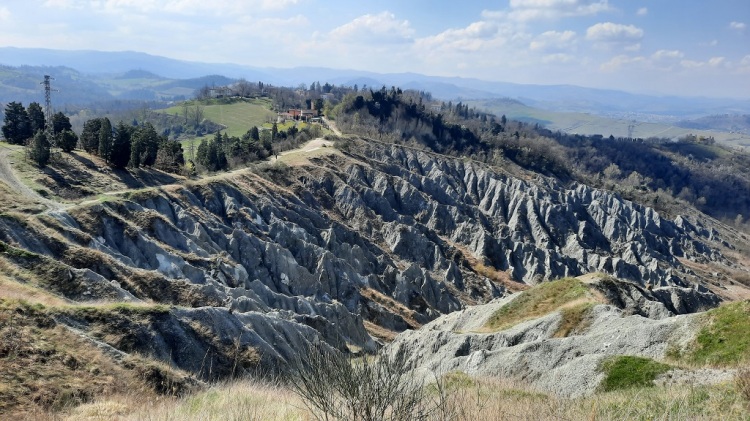 Anello Monte San Pietro – Calanchi Montemaggiore – variante.