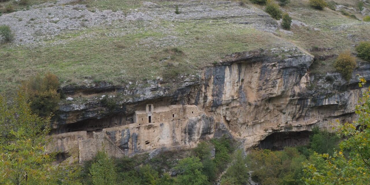 Anello Eremo di San Bartolomeo in legio